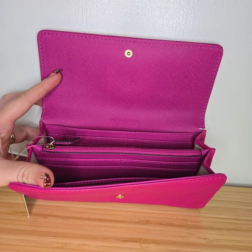 Michael Kors Pink Wallet - Picture 6 of 13